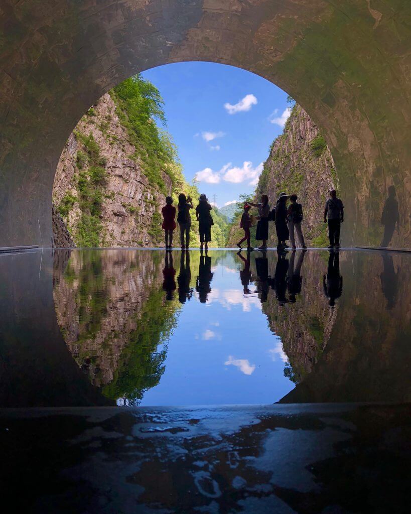 清津峽溪谷隧道